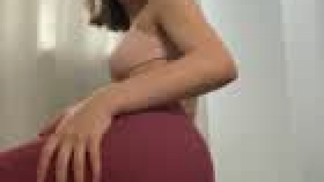 [f][OC] looking for a men who can play bongo on my ass