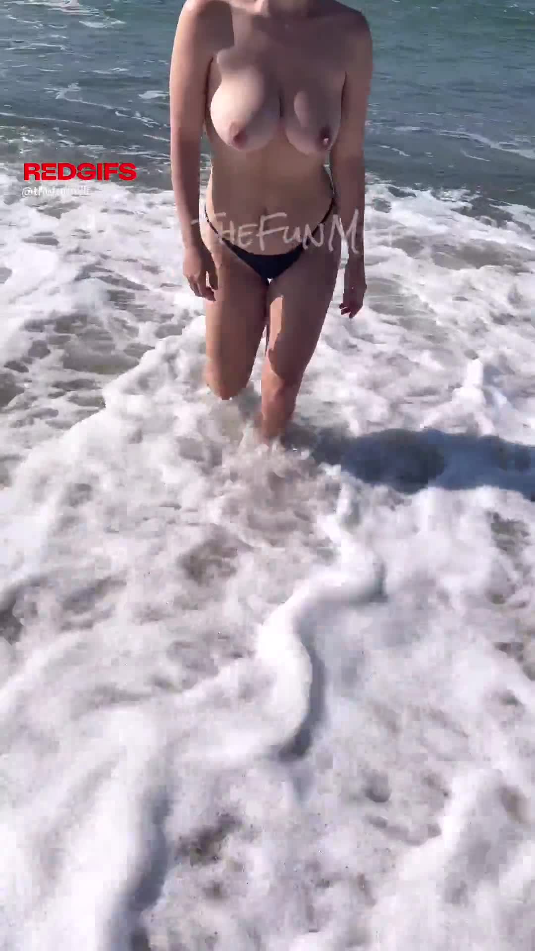 Lost my top in the surf [GIF]