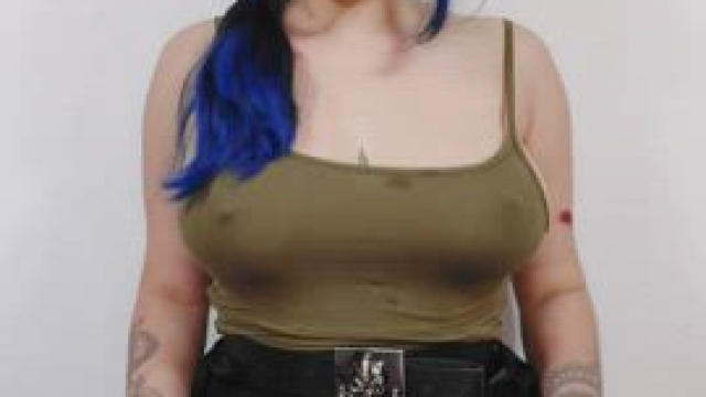 Lara Croft (Tomb Raider) - by agathapeixinho