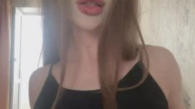 Feed my mouth daddy!