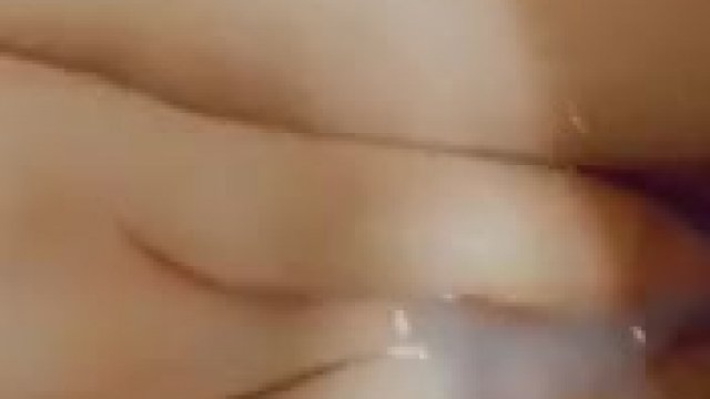 A creamy surprise when I fingered my pussy and ass in the bath tub 