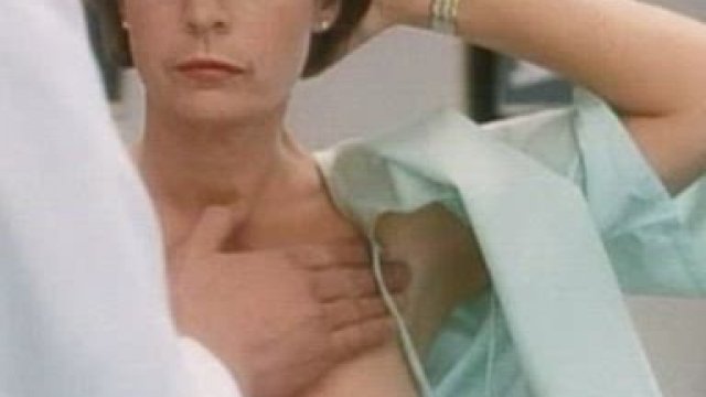 Meredith Baxter (46) - My Breast (1994) .