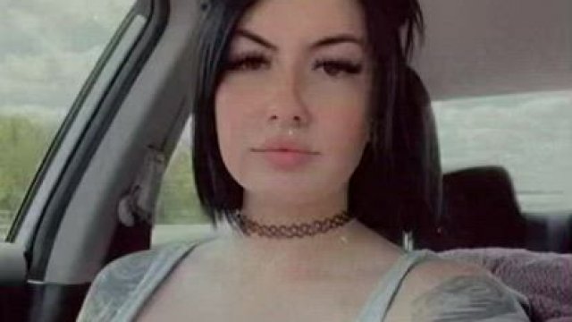 Quick Titty Drop While I'm Driving