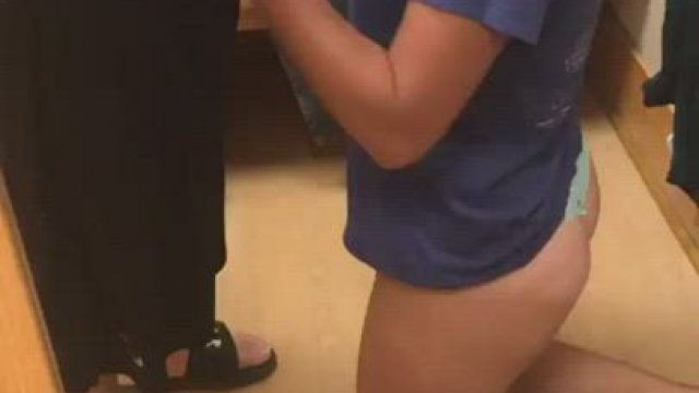 Sexy milf blows young guy