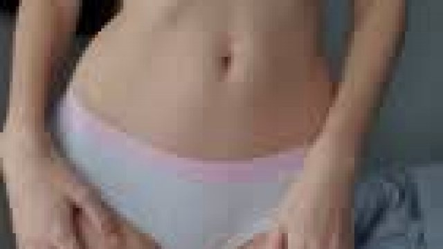 Do I have a nice sexy tummy? :)