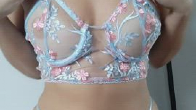 You can pull on my hair as we play