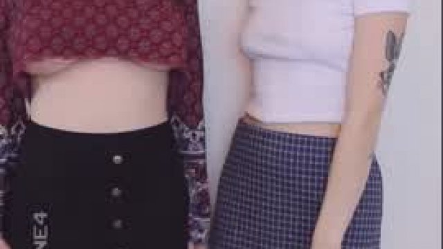 Best friends loose their clothes