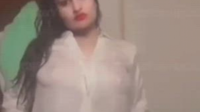 S A S SY -P O O NAM S H O WE R wet t-shirt (comments)