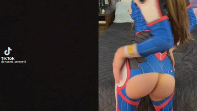 Cosplay TikTok vs Reddit