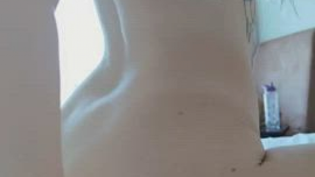 I need a friend who will eat my ass [F]