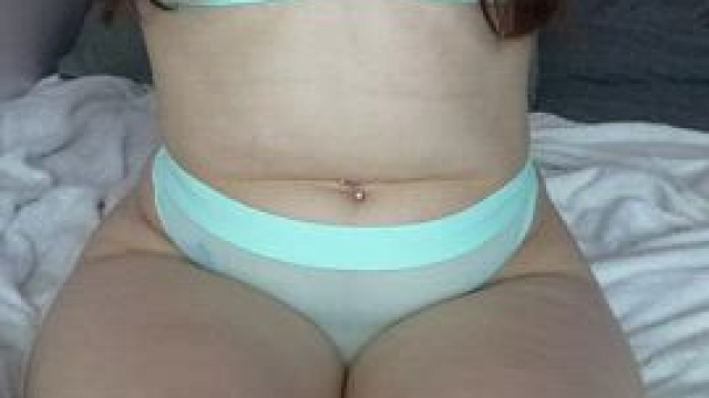 It’s a good day today to spend it in bed and make each other happy!