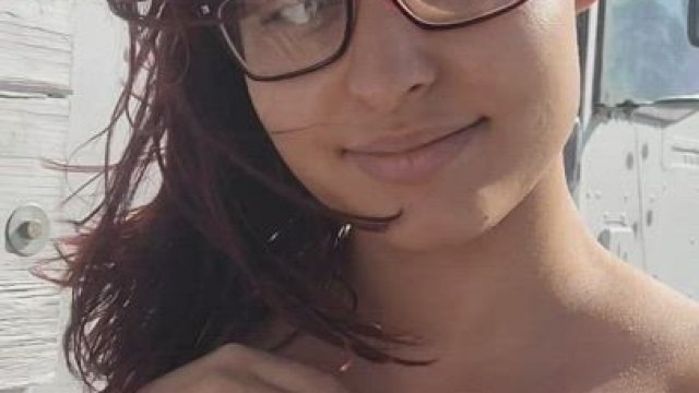 Titty flash on the way to adventures [oc] [gif]