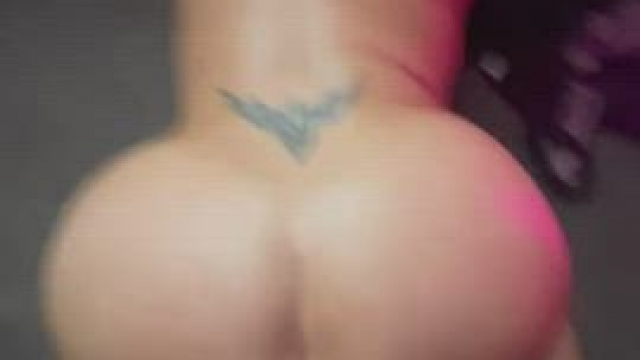 Late night session with mommy seems to be fun