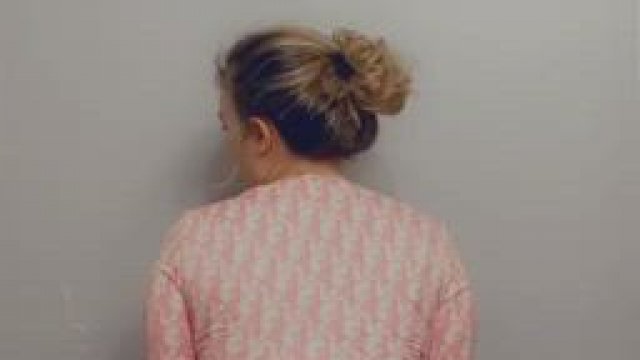 Slim waist, thick ass