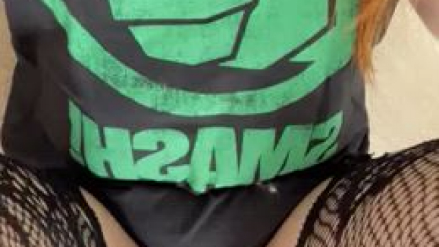 Take some notes from the hulk and smash this puffy redheaded girls pussy