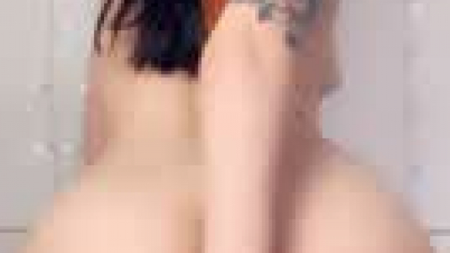 My booty makes all toys look tiny