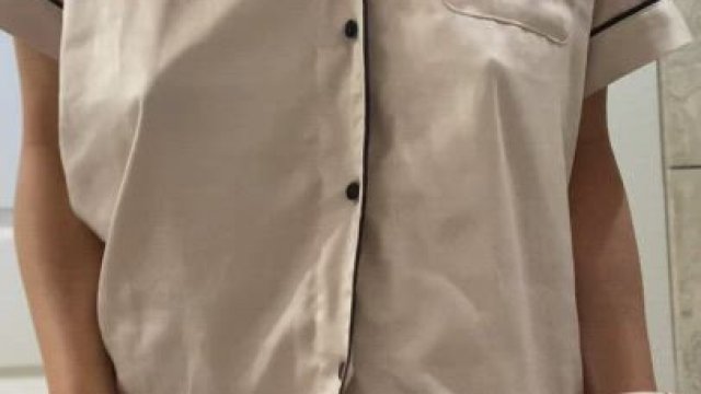 I love surprising guys with how big my tits are