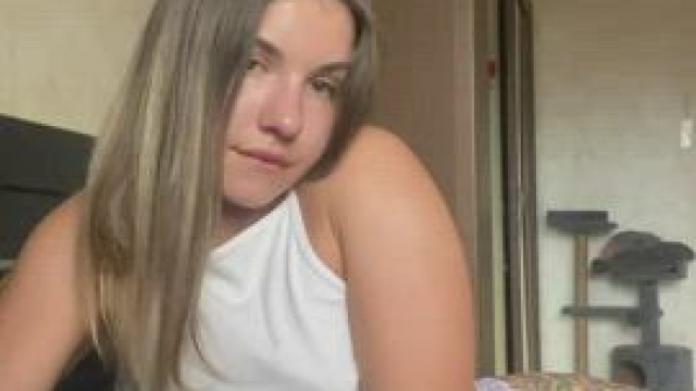 my tits are a little bored, let's have some fun?