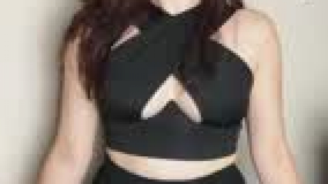 Don't really like the skirt, but I think the top is hot!