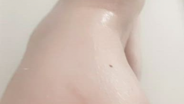 Craving a raw anal shower fuck