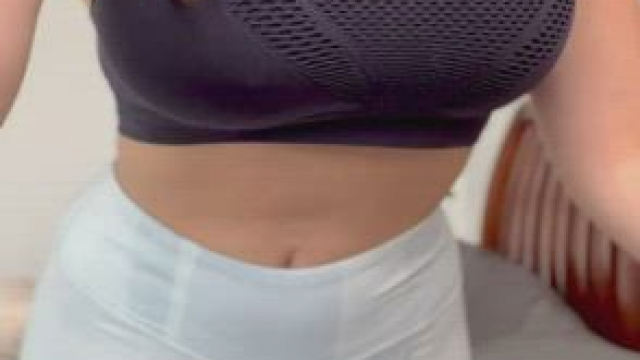 here's what the guys at the gym don't get to see.. (19f)