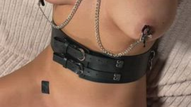 Slapping my pussy, makes me instantly wet