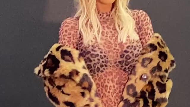 Carmella is so damn hot