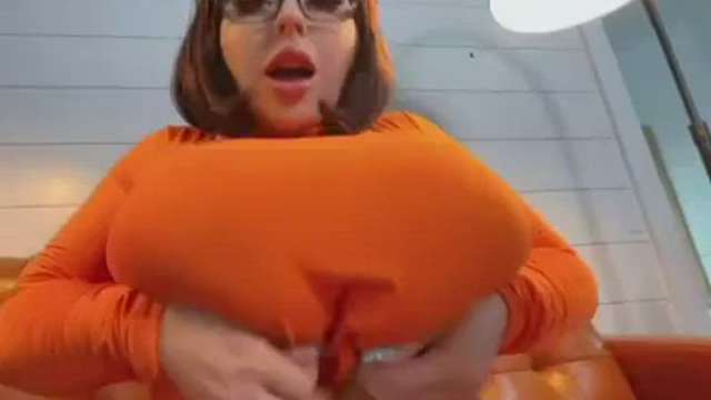 Busty Velma