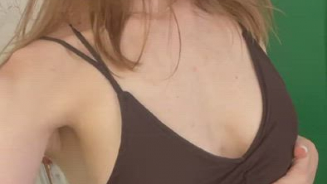 Flashing my little ass in the fitting room to distract you from work[F]