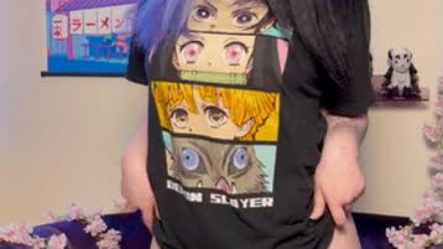 I've been thinking about getting bangs... but I need a bang from you first