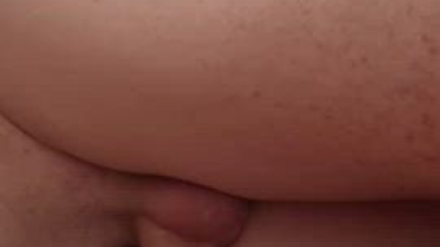 Look how my lips grab from the front