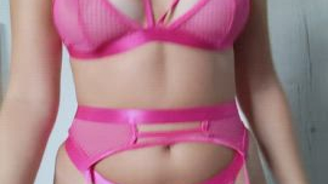 Here is the busty fuckdoll you ordered