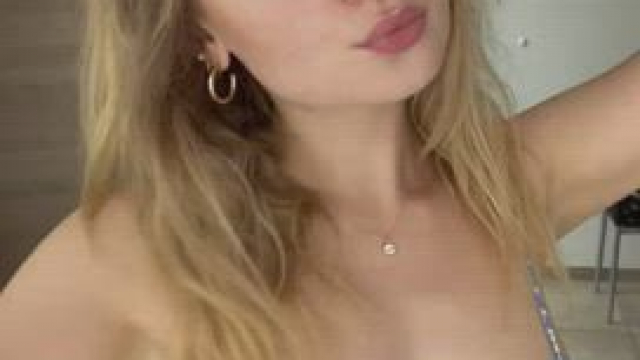 I know guys love big boobs but small ones deserve love as well