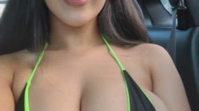 I love a good speed hump [gif]