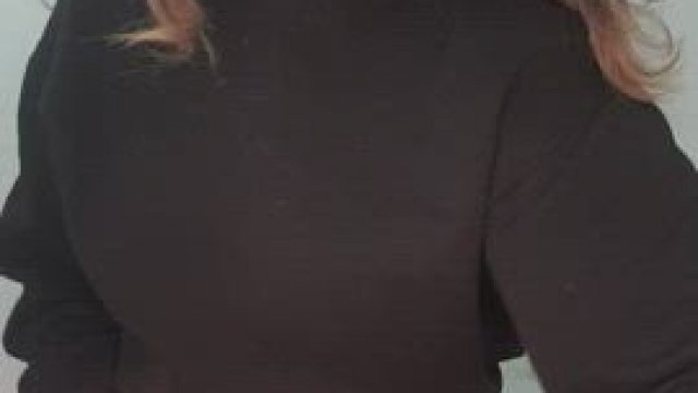 Wanna cum in my tight pussy?