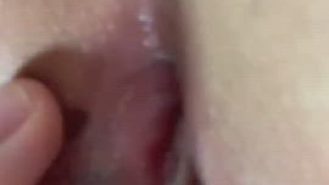 [18f] Fingering my virgin Japanese pussy for the first time on video. Watch with