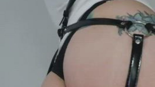 Put your face here and Look how it shakes