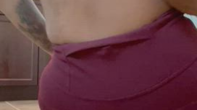 I've pulled my leggings down. Waiting for you to choose a hole