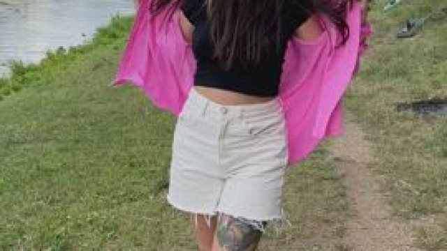 Accepting volunteers to fuck me