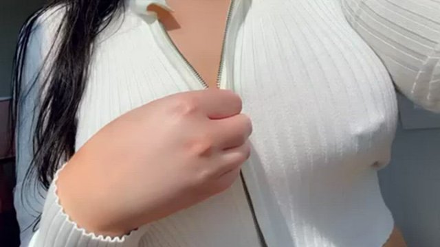 Here’s some big tits to make your day better