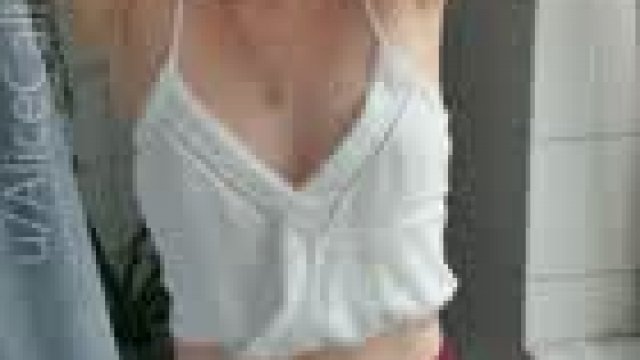 Does this different kind of wet also makes you hard?