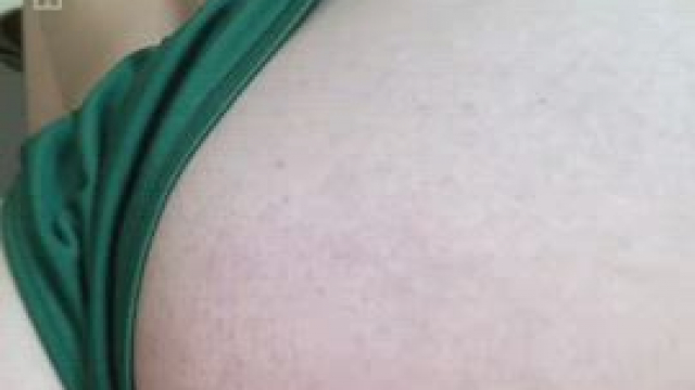 Wanna put sunscreen on me?