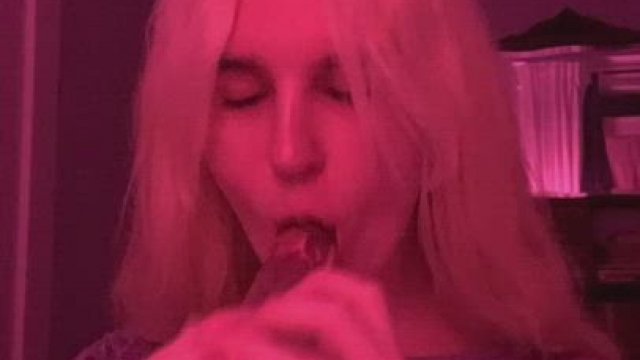 I'm Just a Teen Training My Throat