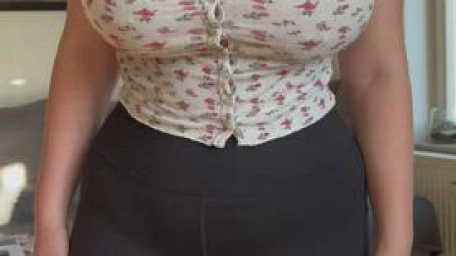 men always get overwhelmed when they take my t-shirt off ;)