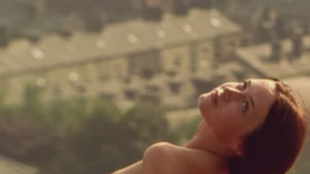 Emily Blunt's sexy milf body would feel so good