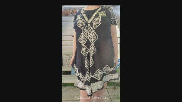 There is nothing better than feeling the sun on your naked skin [GIF]