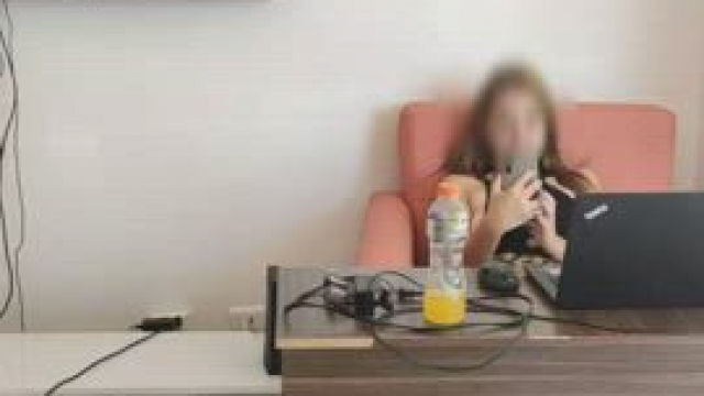 Not the first time (31F) she's sexted with others. But it's the first time I've 