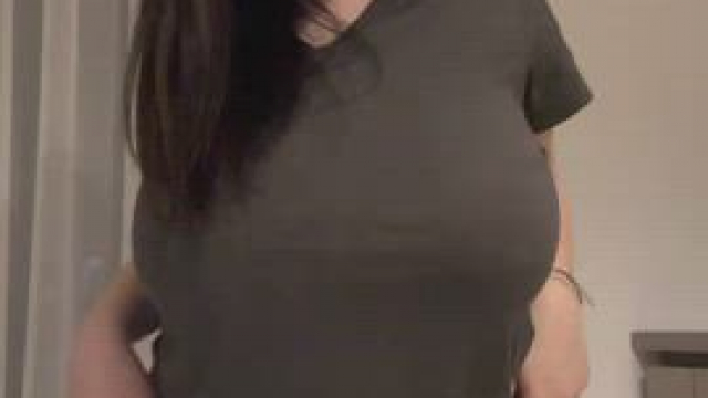 32yo but still getting wet from kissing