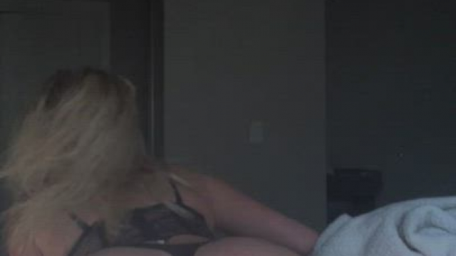 Blonde babe pleasuring herself!