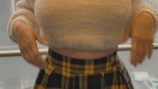 The Clueless Elevator Operator [GIF]